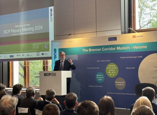 EU-Koordinator Pat Cox bei der BCP-Vollversammlung in München Foto: Brenner Corridor Platform